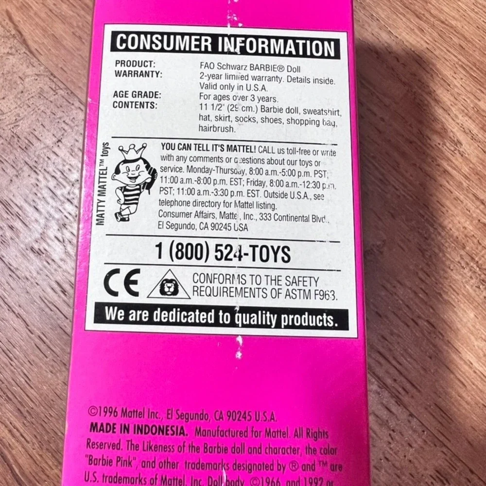 Mattel Barbie at FAO Schwarz Special Edition 1996‎ Doll 17298 New In Box